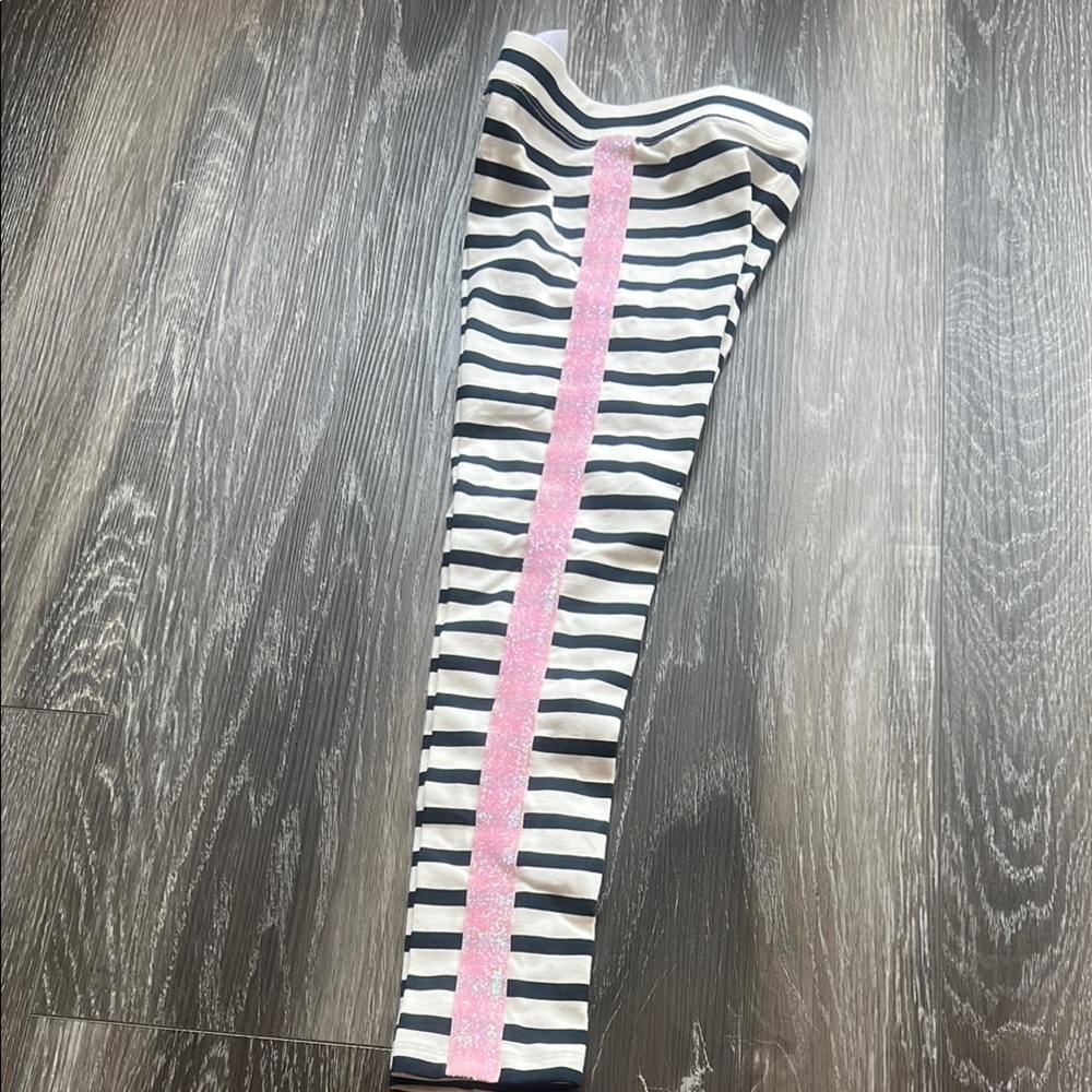 Striped Tuxedo Sz 6-7 Leggings with Pink Glitter Stripe